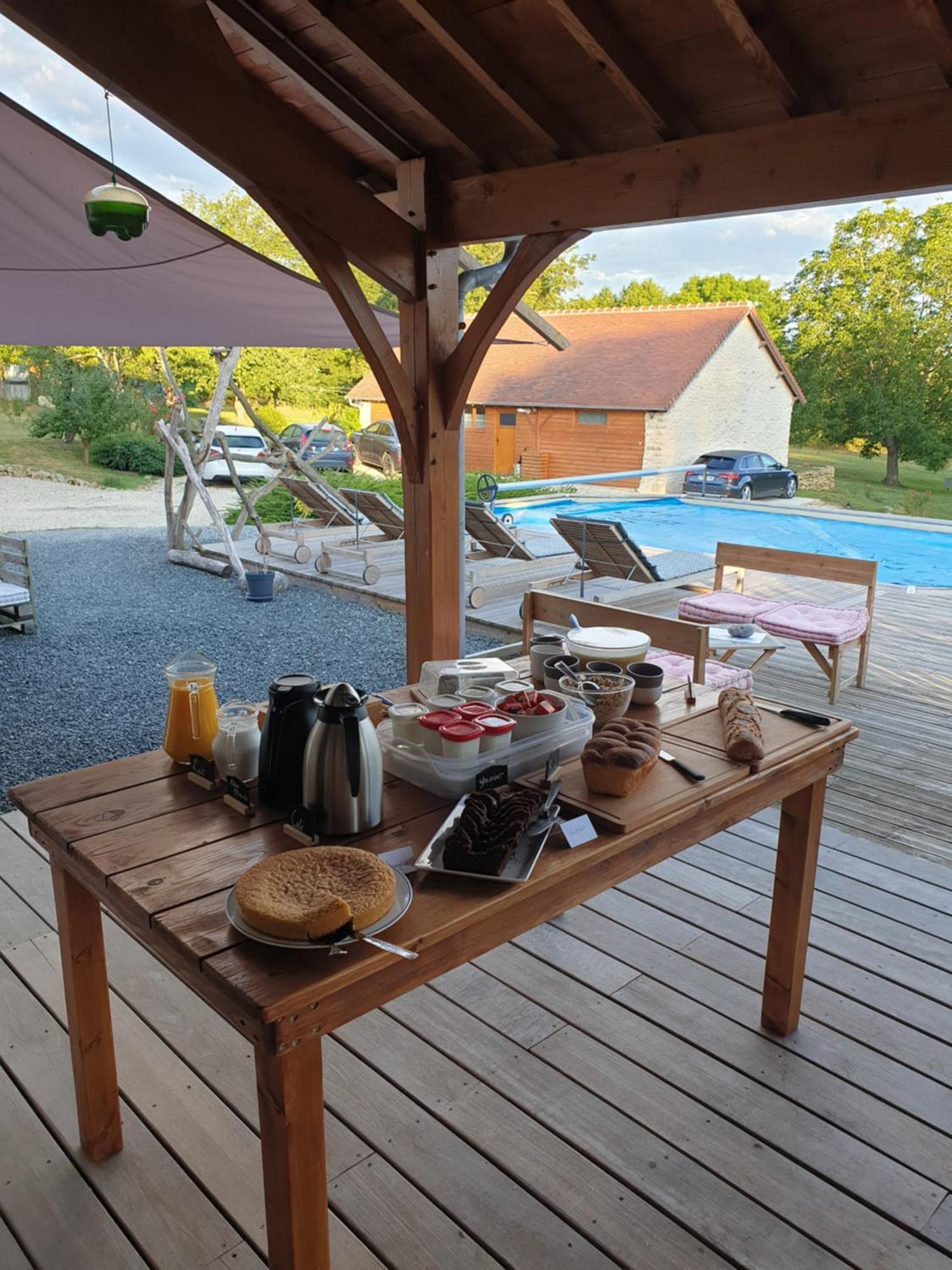 Le Petit Pre Bed & Breakfast Bouesse Exterior photo